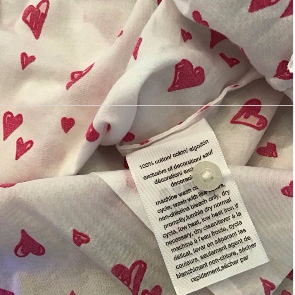 Tommy Hilfiger Flutter Hearts Button Down Blouse (NWT) (Size: Medium) - Picture 6 of 9